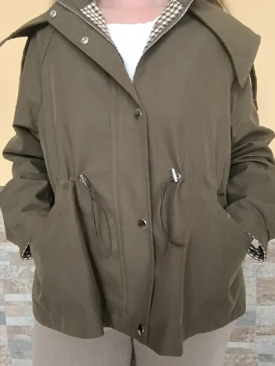 chaqueta oliva